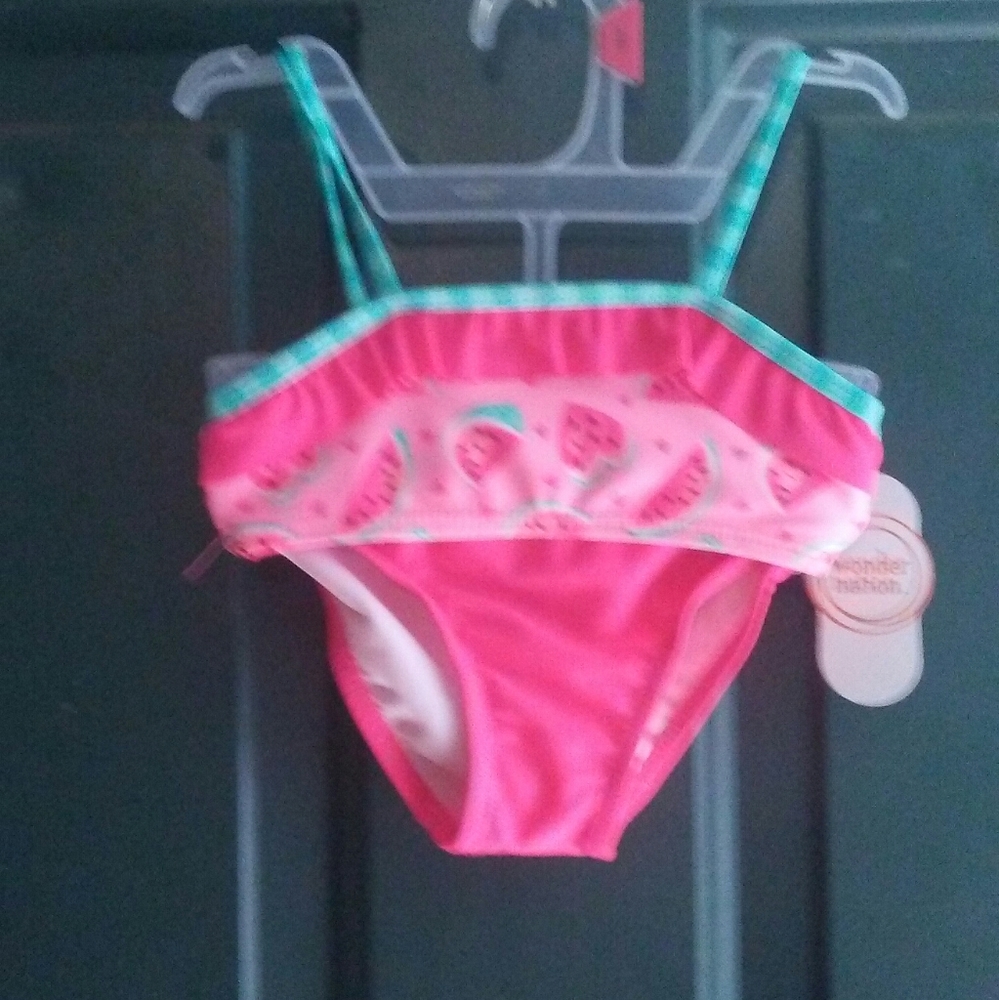 Girl's swim wear